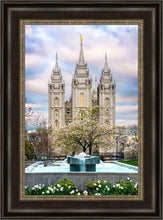 Load image into Gallery viewer, Salt Lake Temple Spring Fountain