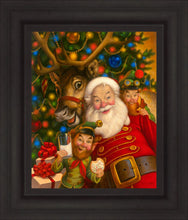 Load image into Gallery viewer, Santa's Selfie