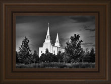 Load image into Gallery viewer, Kansas City Sentinel On The Plains Open Edition Canvas / 18 X 12 Frame E 3/4 24 Art