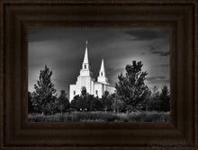 Load image into Gallery viewer, Kansas City Sentinel On The Plains Open Edition Canvas / 18 X 12 Frame T 3/4 24 Art