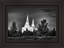 Load image into Gallery viewer, Kansas City Sentinel On The Plains Open Edition Canvas / 24 X 16 Frame A 23 3/4 31 Art