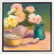 Load image into Gallery viewer, Fresh Cut Roses
