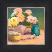 Load image into Gallery viewer, Fresh Cut Roses
