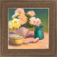 Load image into Gallery viewer, Fresh Cut Roses

