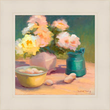 Load image into Gallery viewer, Fresh Cut Roses

