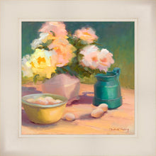 Load image into Gallery viewer, Fresh Cut Roses
