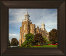 Load image into Gallery viewer, Logan Utah Temple House on a Hill
