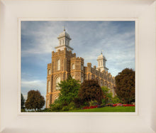 Load image into Gallery viewer, Logan Utah Temple House on a Hill
