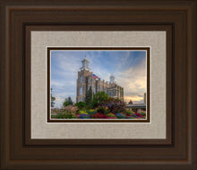 Load image into Gallery viewer, Logan Utah Temple Mountain of God

