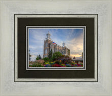 Load image into Gallery viewer, Logan Utah Temple Mountain of God
