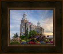 Load image into Gallery viewer, Logan Utah Temple Mountain of God
