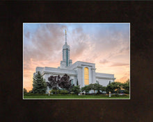 Load image into Gallery viewer, Mt. Timpanogos Utah Temple House of Light
