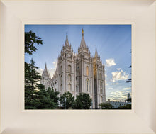 Load image into Gallery viewer, Salt Lake City Utah Temple Rays of Light
