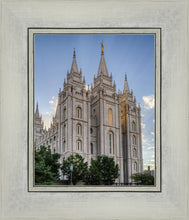 Load image into Gallery viewer, Salt Lake City Utah Temple Rays of Light Portrait
