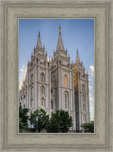 Load image into Gallery viewer, Salt Lake City Utah Temple Rays of Light Portrait

