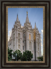 Load image into Gallery viewer, Salt Lake City Utah Temple Rays of Light Portrait
