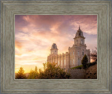 Load image into Gallery viewer, Manti Sunset
