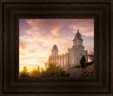 Load image into Gallery viewer, Manti Sunset
