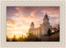 Load image into Gallery viewer, Manti Sunset
