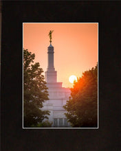 Load image into Gallery viewer, Spokane Sun Vertical
