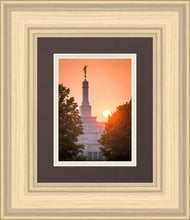 Load image into Gallery viewer, Spokane Sun Vertical
