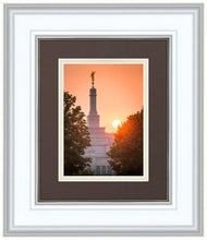 Load image into Gallery viewer, Spokane Sun Vertical
