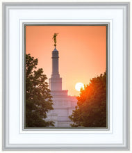 Load image into Gallery viewer, Spokane Sun Vertical
