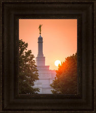 Load image into Gallery viewer, Spokane Sun Vertical
