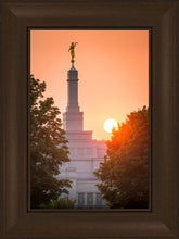Load image into Gallery viewer, Spokane Sun Vertical
