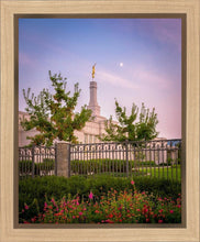 Load image into Gallery viewer, Spokane Flowers
