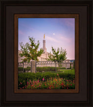 Load image into Gallery viewer, Spokane Flowers
