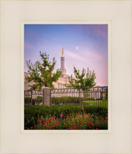 Load image into Gallery viewer, Spokane Flowers
