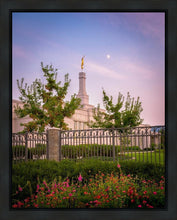 Load image into Gallery viewer, Spokane Flowers

