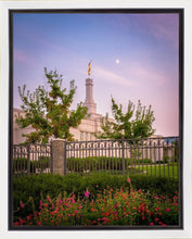 Load image into Gallery viewer, Spokane Flowers
