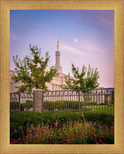 Load image into Gallery viewer, Spokane Flowers
