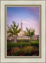 Load image into Gallery viewer, Spokane Flowers
