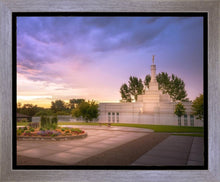 Load image into Gallery viewer, Bismarck Garden Sunset
