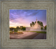 Load image into Gallery viewer, Bismarck Garden Sunset

