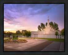 Load image into Gallery viewer, Bismarck Garden Sunset
