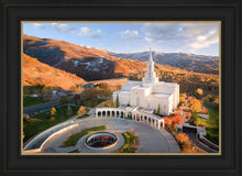 Load image into Gallery viewer, Bountiful - Winter Meets Fall
