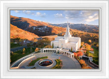 Load image into Gallery viewer, Bountiful - Winter Meets Fall

