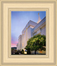 Load image into Gallery viewer, Bountiful Side
