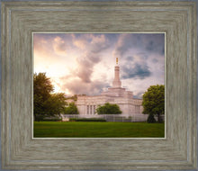 Load image into Gallery viewer, Stormy Columbus
