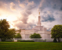 Load image into Gallery viewer, Stormy Columbus
