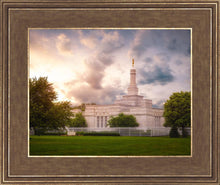 Load image into Gallery viewer, Stormy Columbus
