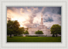 Load image into Gallery viewer, Stormy Columbus

