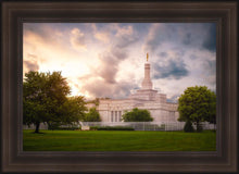 Load image into Gallery viewer, Stormy Columbus

