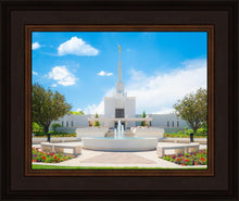 Load image into Gallery viewer, Denver Daytime Fountain
