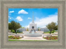 Load image into Gallery viewer, Denver Daytime Fountain
