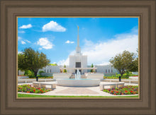 Load image into Gallery viewer, Denver Daytime Fountain
